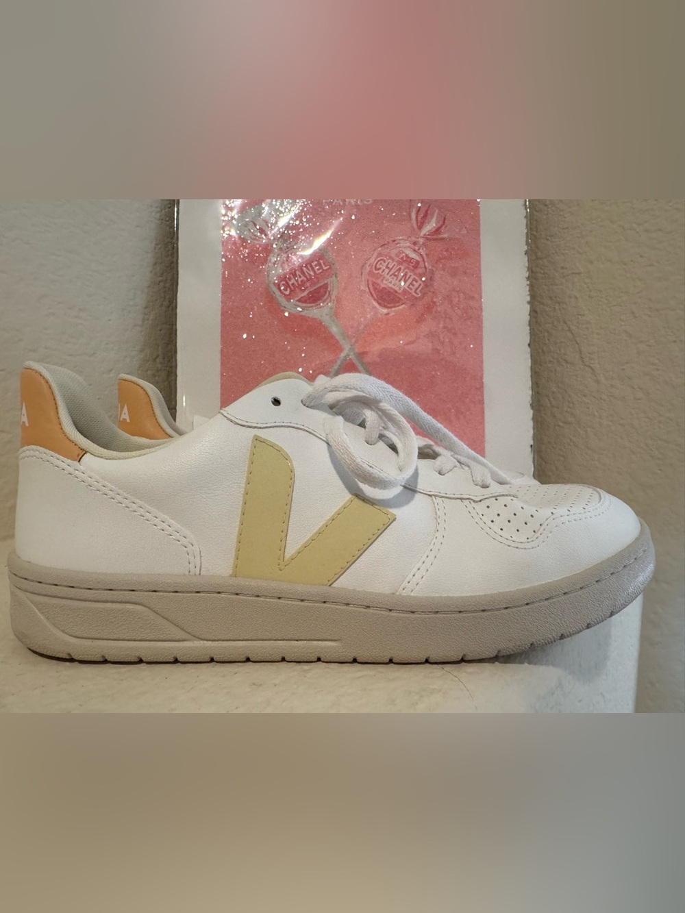 Veja Vegan Canvas Low-Top Sneakers